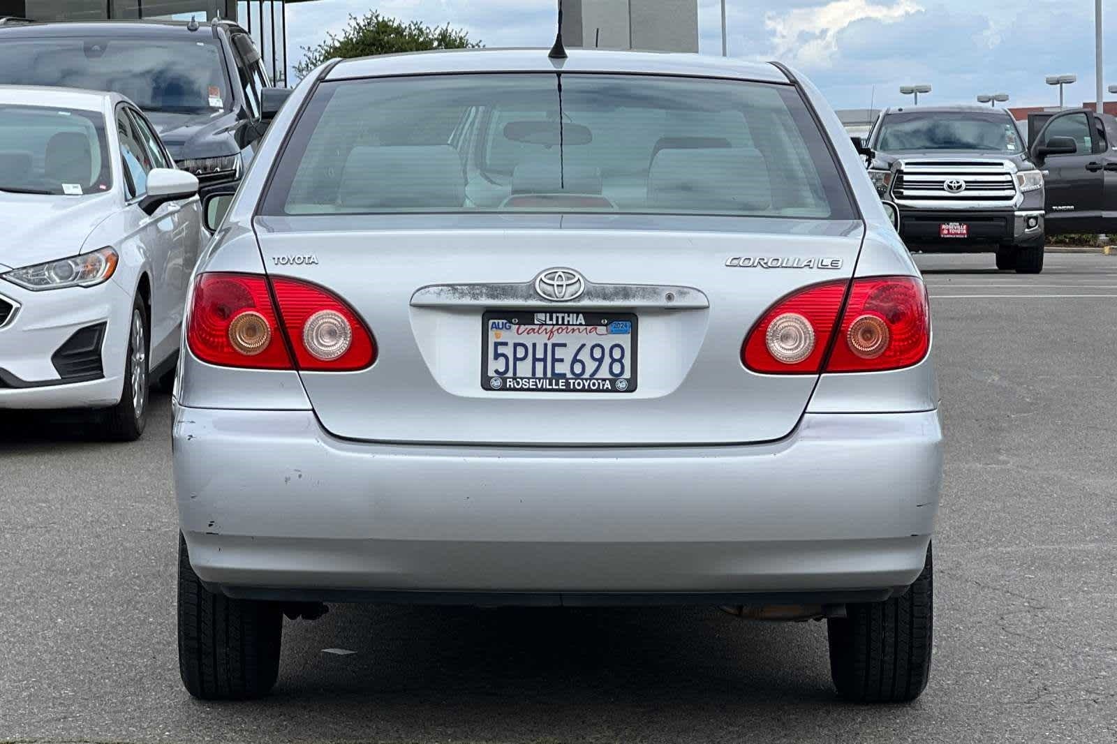2005 Toyota Corolla LE